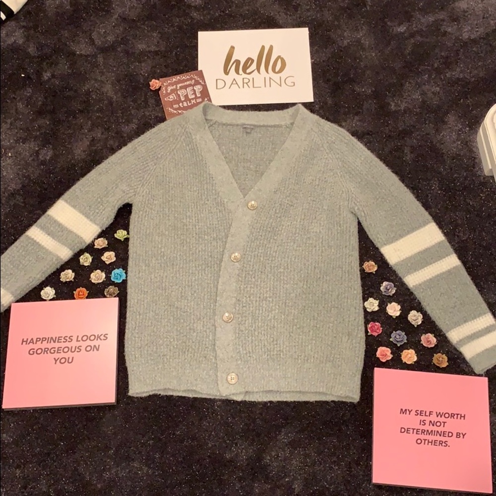 Charlotte Russe grey cardigan